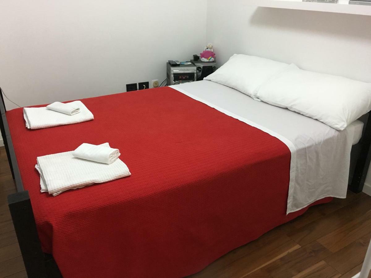 Flowers Apartment Bari Extérieur photo
