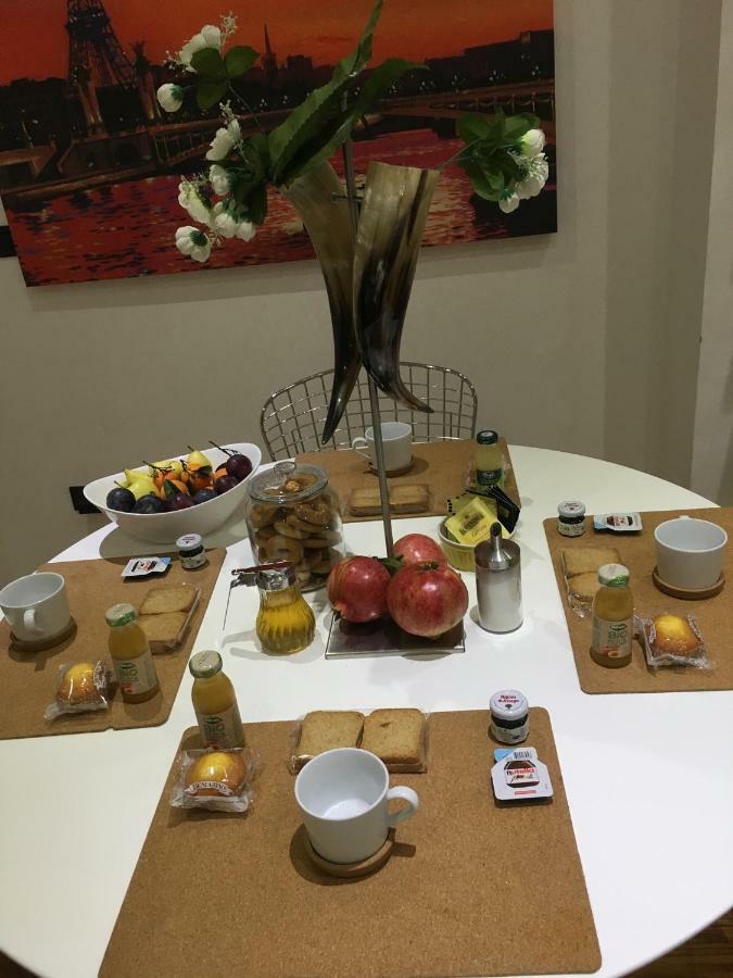 Flowers Apartment Bari Extérieur photo